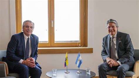 Presidentes de Ecuador y Argentina anuncian la normalización de relaciones diplomáticas